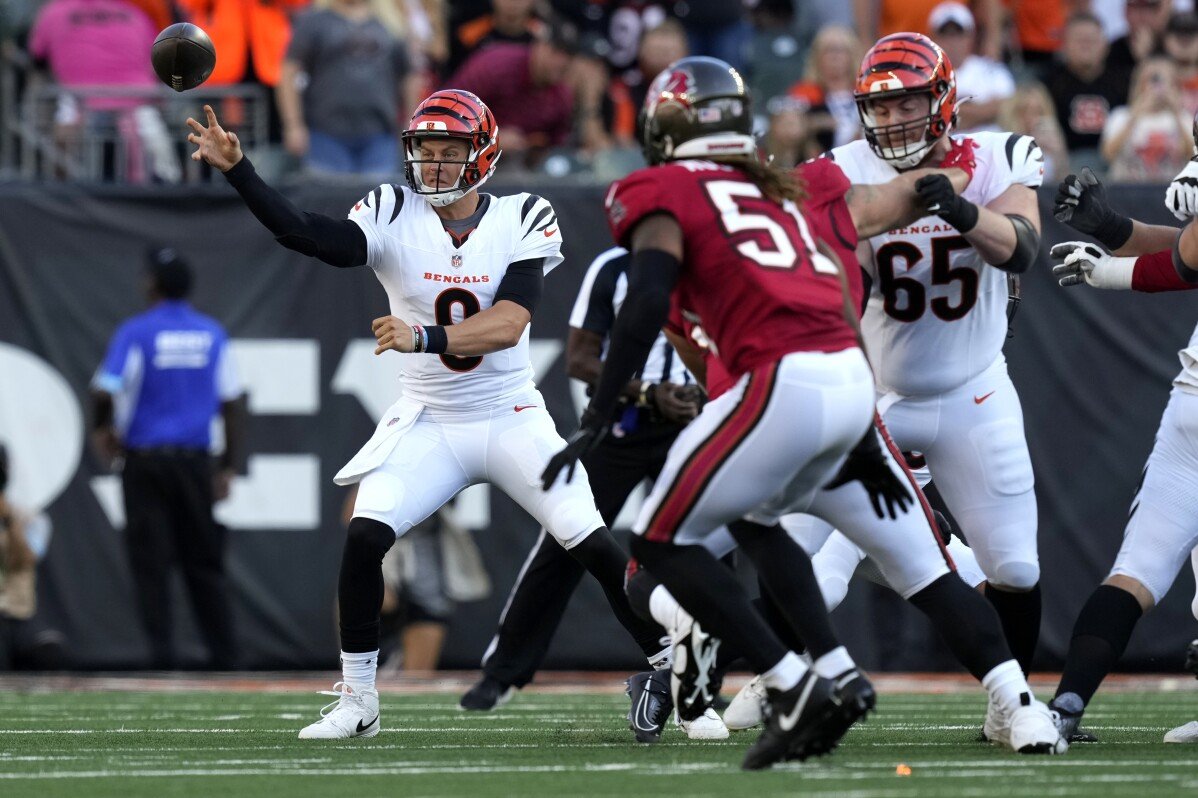 QB Joe Burrow melempar TD pass dalam pertandingan pertamanya setelah operasi pergelangan tangan, tetapi Bucs mengalahkan Bengals 17-14